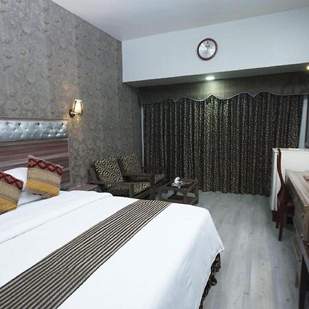 Faran Hotel Karachi Exterior photo
